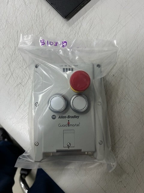 AB 442G-MABR-UT-C03 Ser A IP65 Lock Module PTR UNIQUE Used