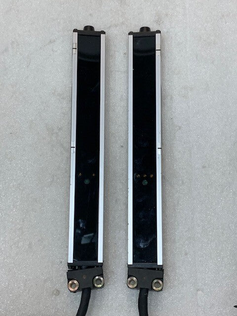 Riken Optech Corporation RPM-4 Projector & Receiver Safety Light Curtain Used
