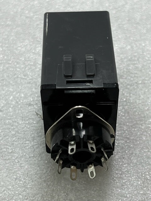 Panasonic DZ9202 Brake Unit AC200V 1 Ph 50/60Hz 3A Used