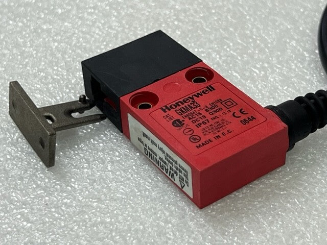 Honeywell GKMA33 Safety Switch Used Good Condition
