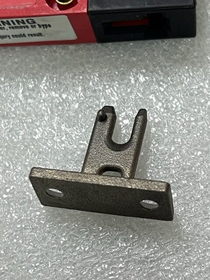 Honeywell GKMA33 Safety Switch Used Good Condition