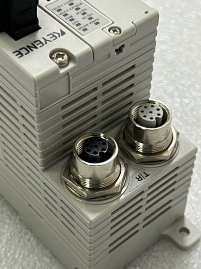 Keyence SL-R11 Intelligent Safety Relay Unit Used
