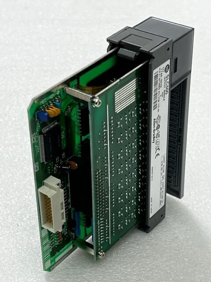 1746-OB32 SER C SLC500 ControlLogix 32 Point DC Source Output Module Used