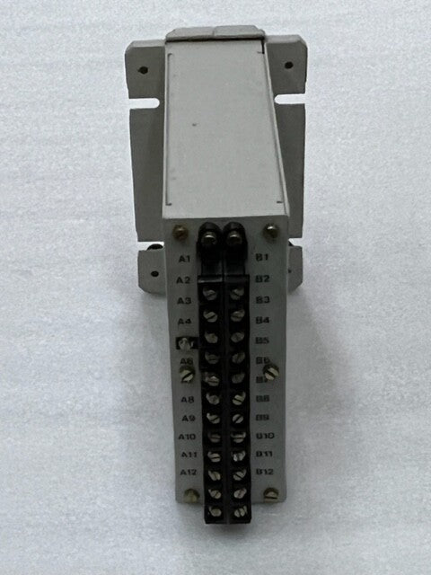 GE General Electric Modular Voltage Relay TOV 4013M030H00C Used