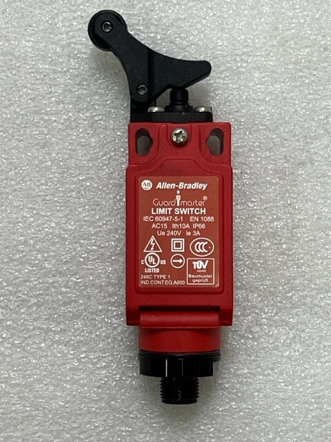 440P-COHS11D4 Guard Master Offset Hinge Actuator Type Limit Switch New No Box
