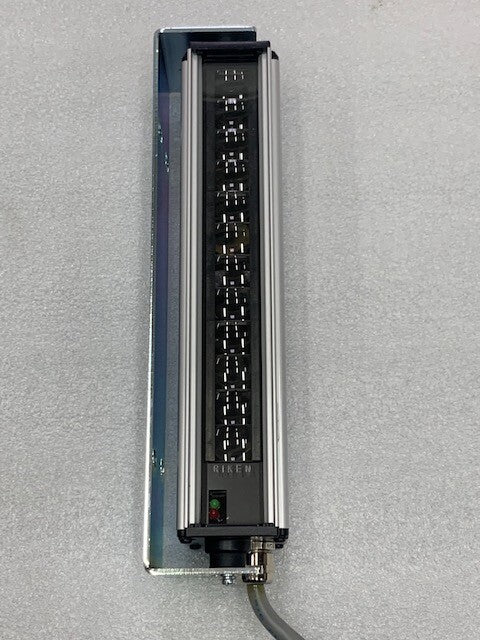 Riken Optech Corporation SEII-24 Safety Device Light Sensor New