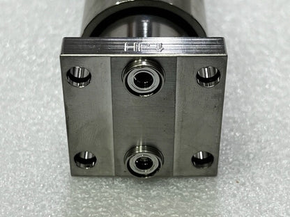 Parker Veriflo Valve SQMICROHF502PUPG6010 P/N 45600574PA Used Good Condition