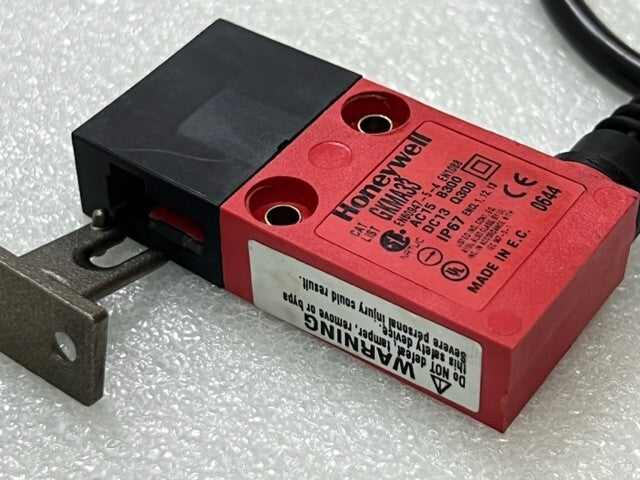 Honeywell GKMA33 Safety Switch Used Good Condition