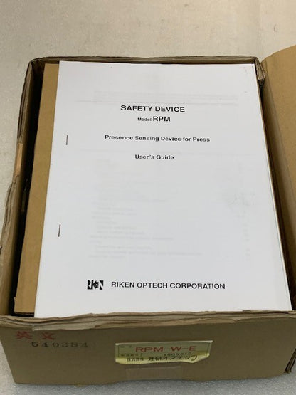 Riken Optech Corporation CB1-W Control Box for RPM Safety Light Curtain New