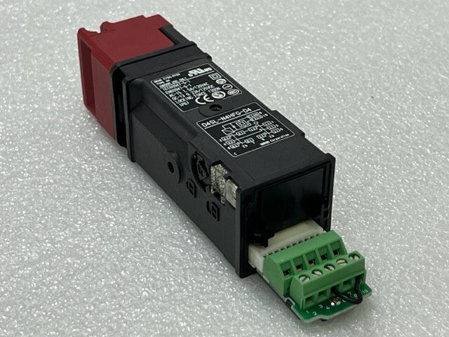 Omron D4SL-N4HFG-D4 Safety Interlock Switch (No Actuator Key) Used