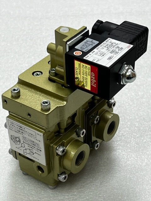 Azbil TA Co. 463-301-10B0 AC100V Rc3/8 Port Solenoid Valve New