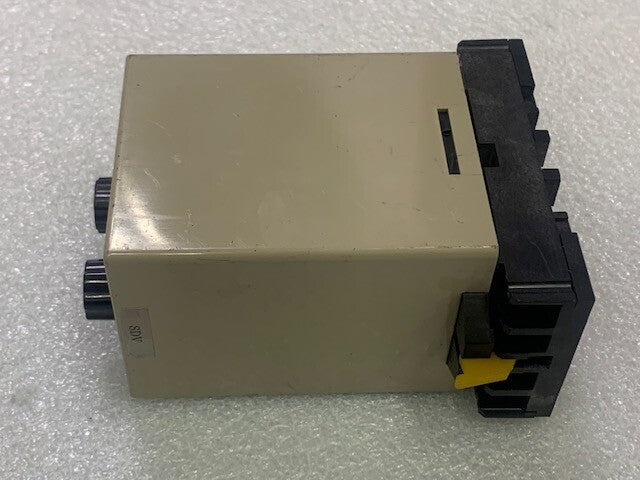 Omron SDV-FH4 Voltage Sensor Controller Input 100/110VAC Used Good Condition