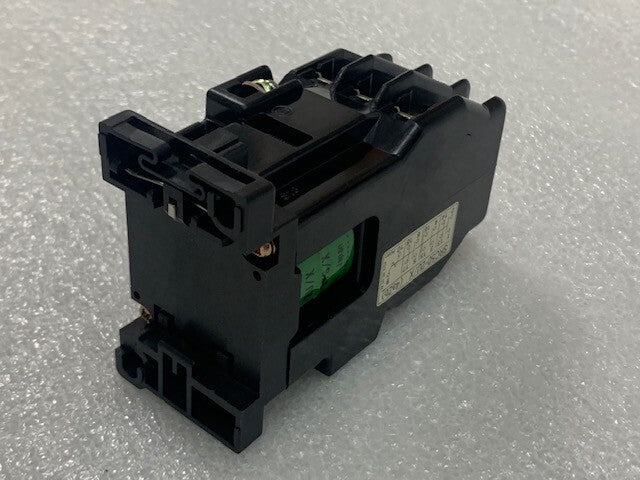 Fuji Electric SRC50-2U/X 4a2b Magnetic Contactor Coil 100/110VAC New