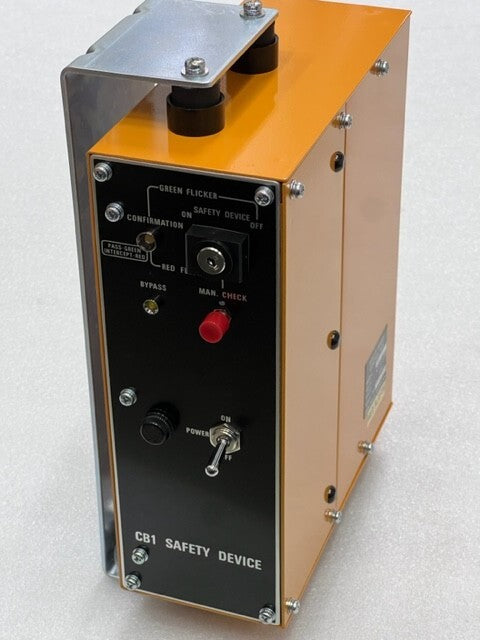 Riken Optech Corporation CB1-S Control Box for RPM Safety Light Curtain New