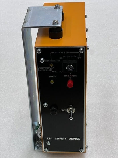 Riken Optech Corporation CB1-S Control Box for RPM Safety Light Curtain New