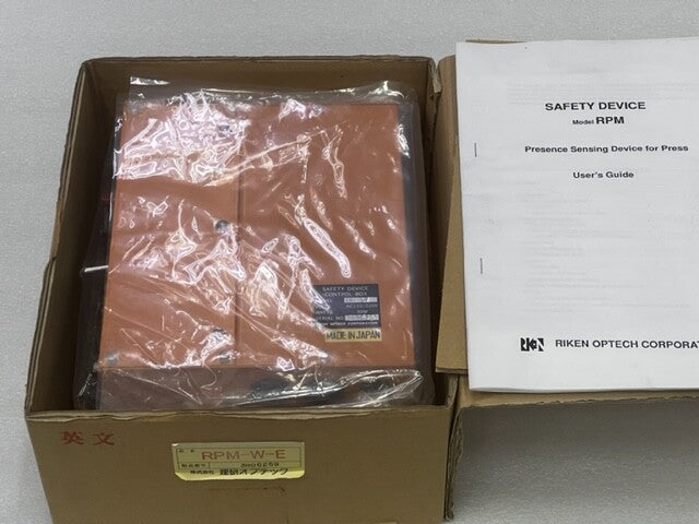 Riken Optech Corporation CB1-W Control Box for RPM Safety Light Curtain New