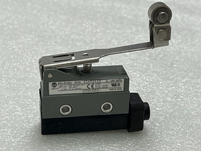 802B-SSAR2SSX Ser A 10A 250V Roller Lever Limit Switch New No Box