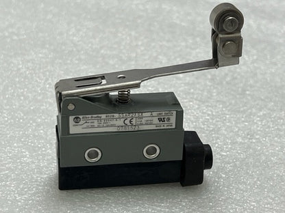 802B-SSAR2SSX Ser A 10A 250V Roller Lever Limit Switch New No Box