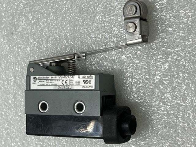 802B-SSAR2SSX Ser A 10A 250V Roller Lever Limit Switch New No Box