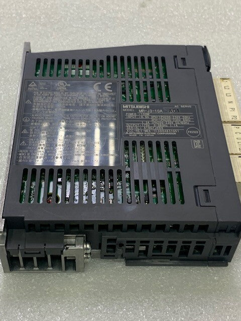 Mitsubishi Electric MR-J3-10A 100W AC Servo Drive Amplifier Used
