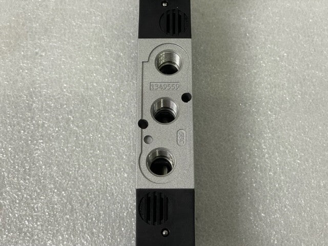 FESTO VALVE WITH 2 VACF-B-C1-16B SOLENOID COIL USED GOOD CONDITION