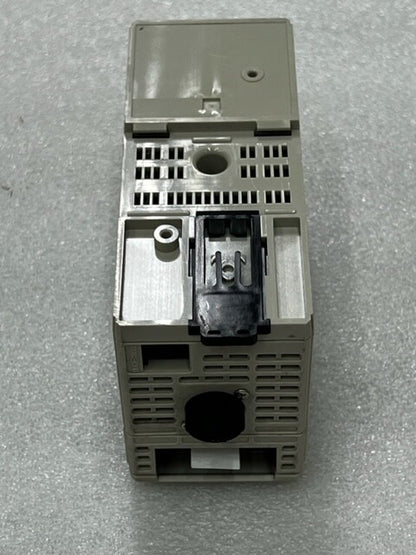 Keyence SJ-M201 24VDC 450mA Static Eliminator Control Unit Used
