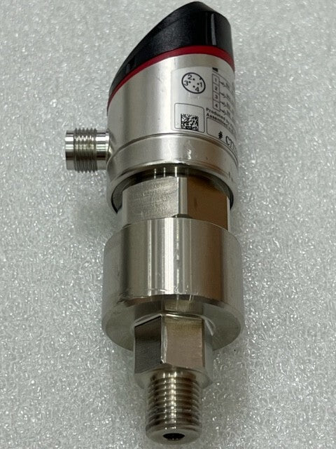 Keyence GP-M010 10-30VDC Digital Pressure Sensor Used