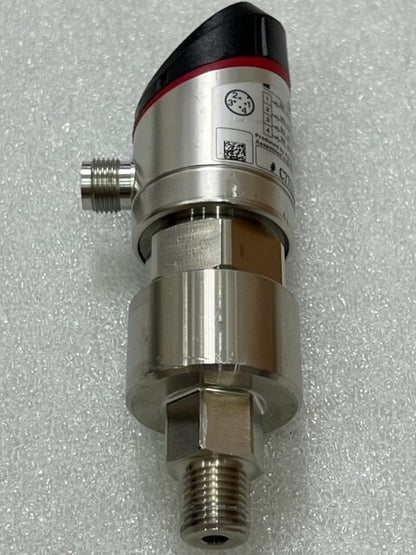 Keyence GP-M010 10-30VDC Digital Pressure Sensor Used