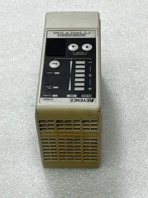Keyence SJ-M201 24VDC 450mA Static Eliminator Control Unit Used