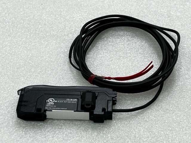 Keyence FS-N12N Fiber Optic Sensor Amplifier DC24V New in Box