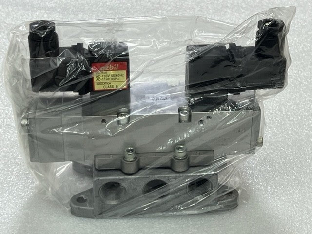 Azbil TA Co. 524-400-2100 AC100V Rc1/2 Port Solenoid Valve New