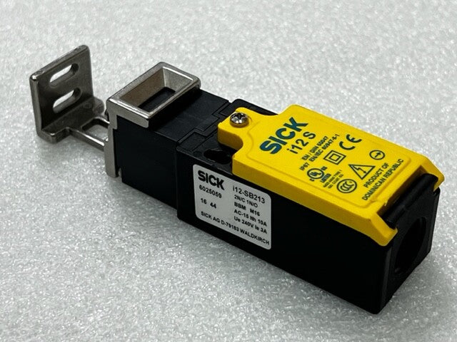 SICK i12-SB213 IP67 Safety Switch Used Good Condition
