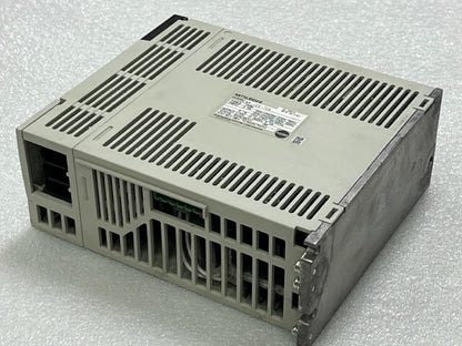 Mitsubishi Electric MR-J2S-70A 750W AC Servo Drive Amplifier Used