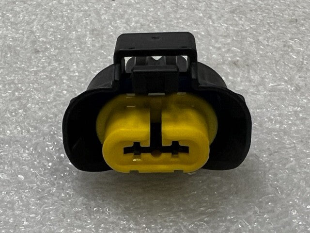 Yazaki PC2VPGJ19JAUNE 2 Wire Silicon Sealed Connector Housing New - 20 Pcs