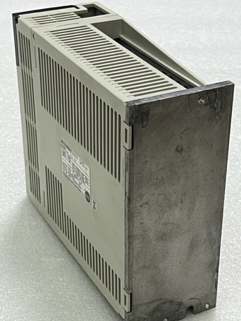 Mitsubishi Electric MR-J2S-70A 750W AC Servo Drive Amplifier Used