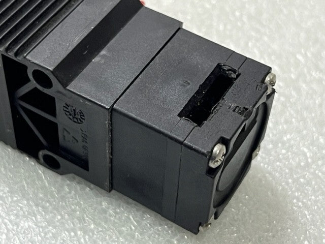 Euchner TP4-4121A024M Safety Interlock Switch (Without Actuator Key) Used
