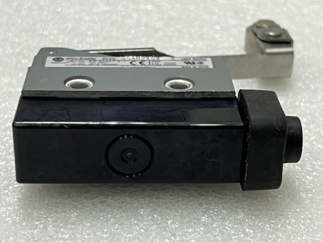 802B-SSAR2SSX Ser A 10A 250V Roller Lever Limit Switch New No Box