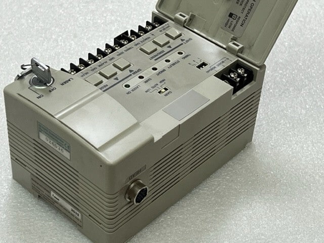 Keyence LK-2101 Laser Displacement Sensor Controller Used
