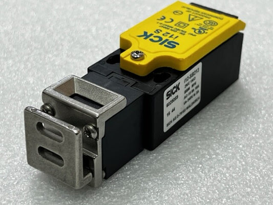 SICK i12-SB213 IP67 Safety Switch Used Good Condition