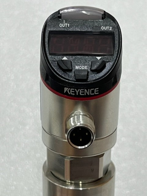 Keyence GP-M010 10-30VDC Digital Pressure Sensor Used