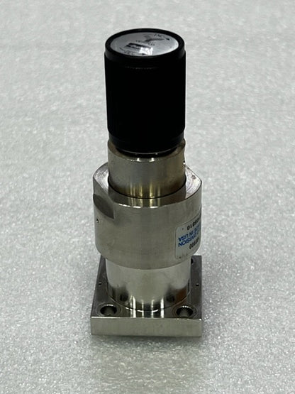 Parker Veriflo Valve SQMICROHF502PUPG6010 P/N 45600574PA Used Good Condition