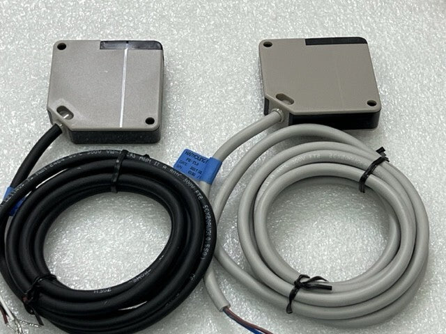 Hanyoung NUX PE-T5D Photoelectric Beam Sensor 24-240VAC New in Box