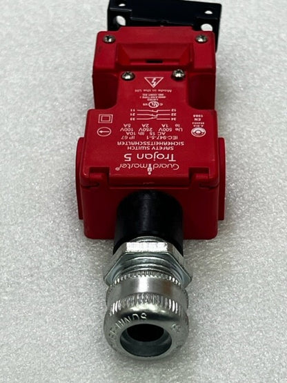 440K-T11210 Trojan 5 Guardmaster Safety Switch Used (Top Connection) Good Cond