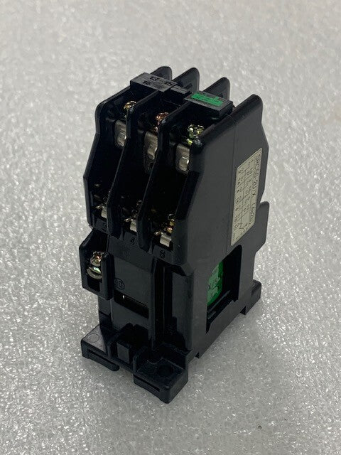 Fuji Electric SRC50-2U/X 4a2b Magnetic Contactor Coil 100/110VAC New