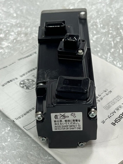 Mitsubishi Electric AC Servo Motor HF-KP13B 100W 3AC 106V 0.8A 3000r/min New