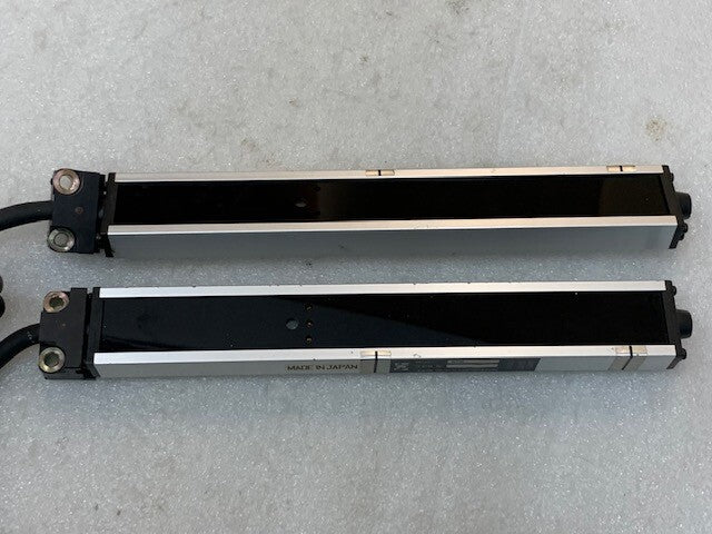 Riken Optech Corporation RPM-4 Projector & Receiver Safety Light Curtain Used