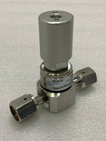 Veriflo Diaphragm Valve 944AOPLPNCSFSFF 316L 373521 125 PSI MAX Used