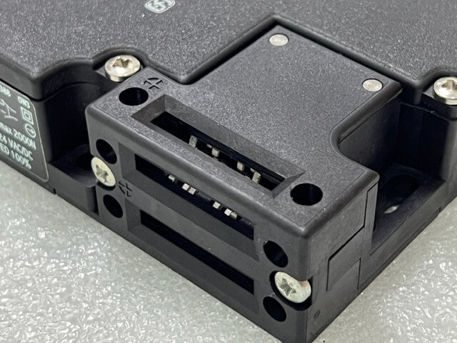 Schmersal AZM161CC-24RKA-024-M16 Safety Interlock Switch (No Actuator) Used